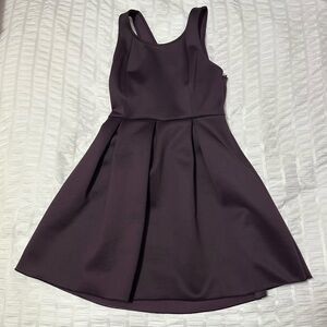 Express Womens Plum Purple Sleeveless Side Zip Open Back Fit & Flare Dress Sz 6